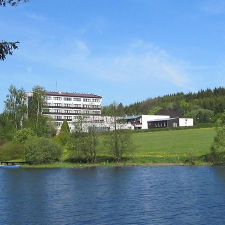 Hotel Skalsky Dvur Bystrice nad Pernstejnem Buitenkant foto