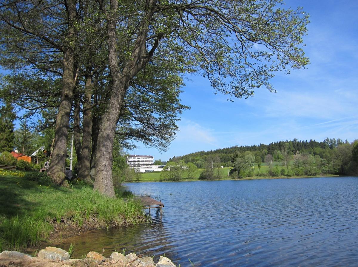 Hotel Skalsky Dvur Bystrice nad Pernstejnem Buitenkant foto